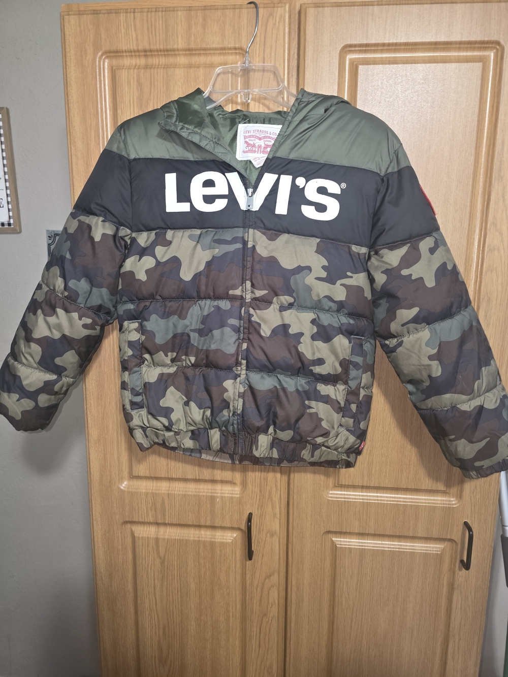 Levi's Kids Camo Hooded Puffer Jacket - Green/Black